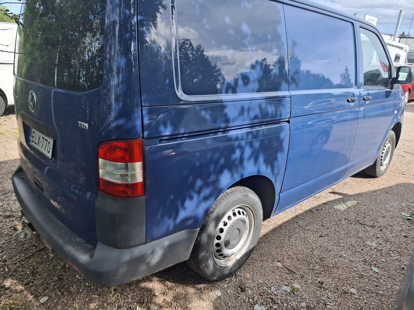 VOLKSWAGEN Transporter 2011
