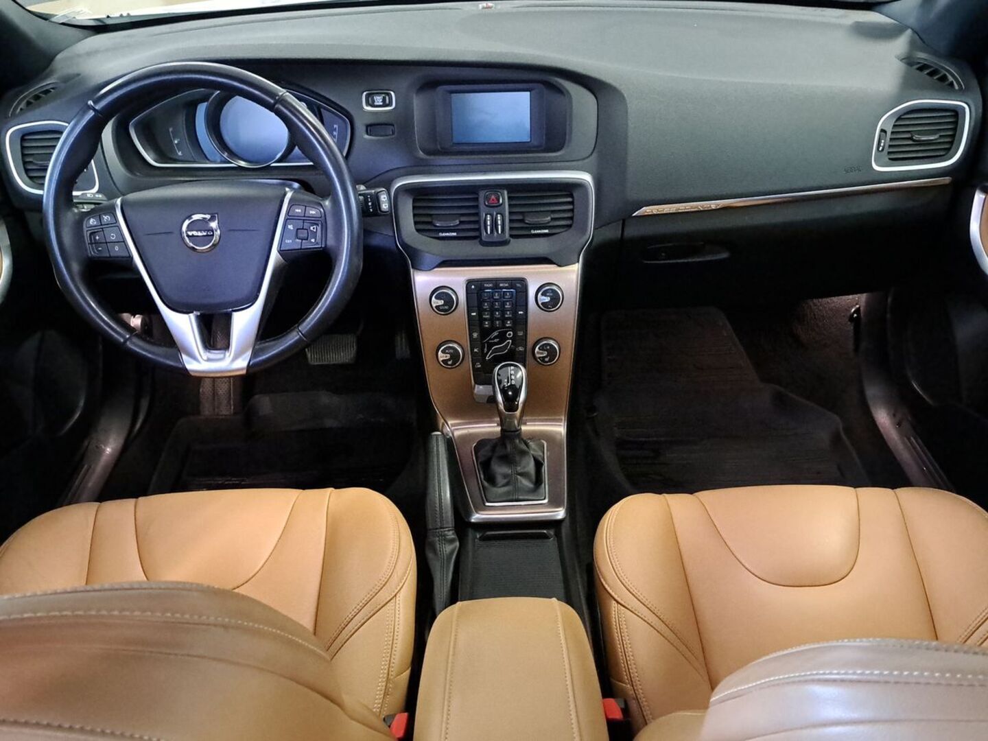 VOLVO V40 Cross Country 2017
