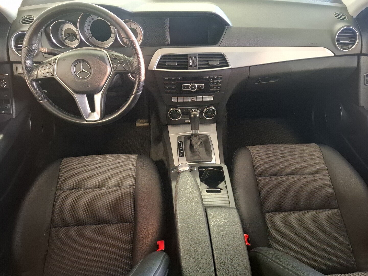 MERCEDES-BENZ C 2012