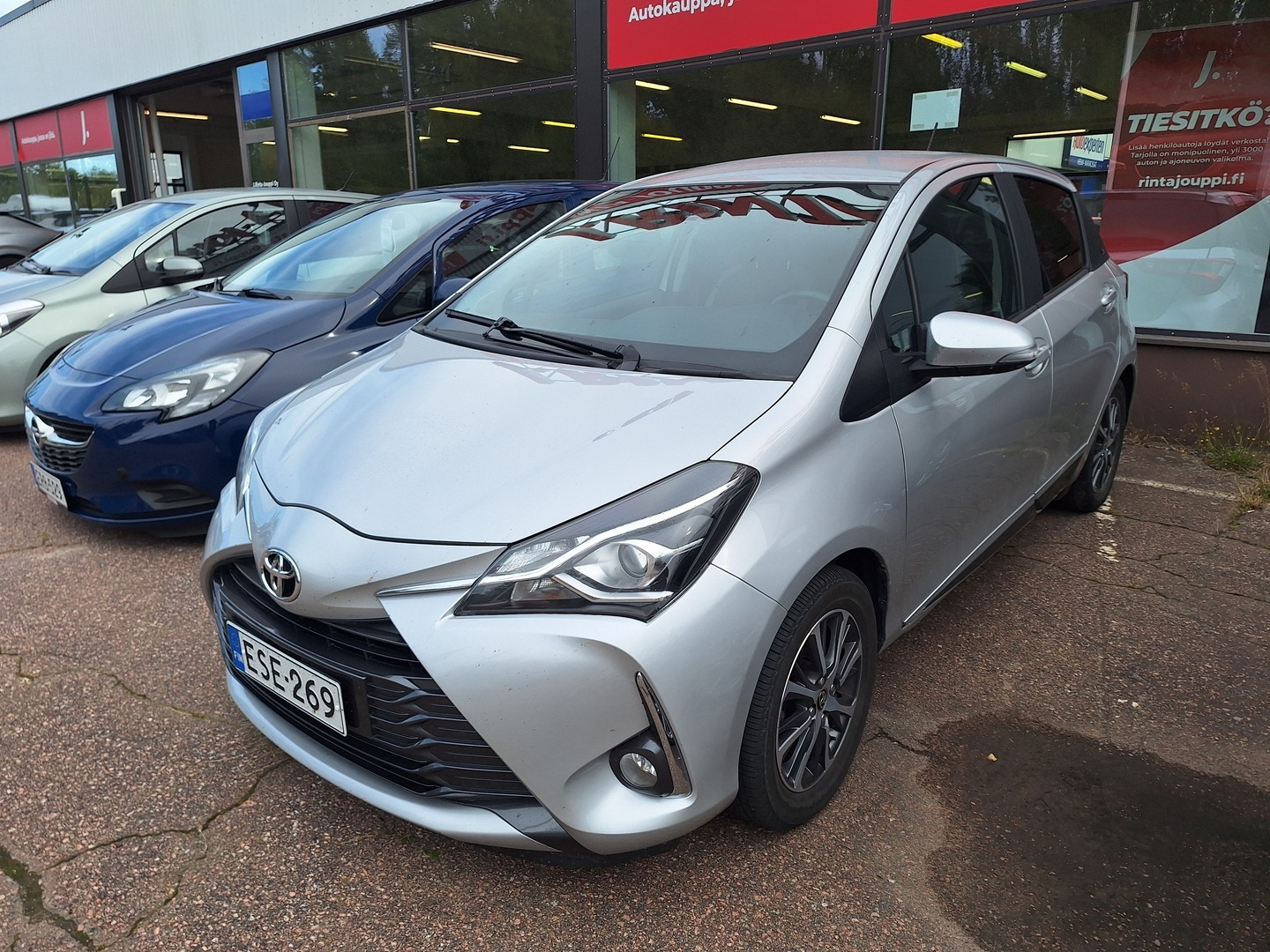 TOYOTA Yaris 2020