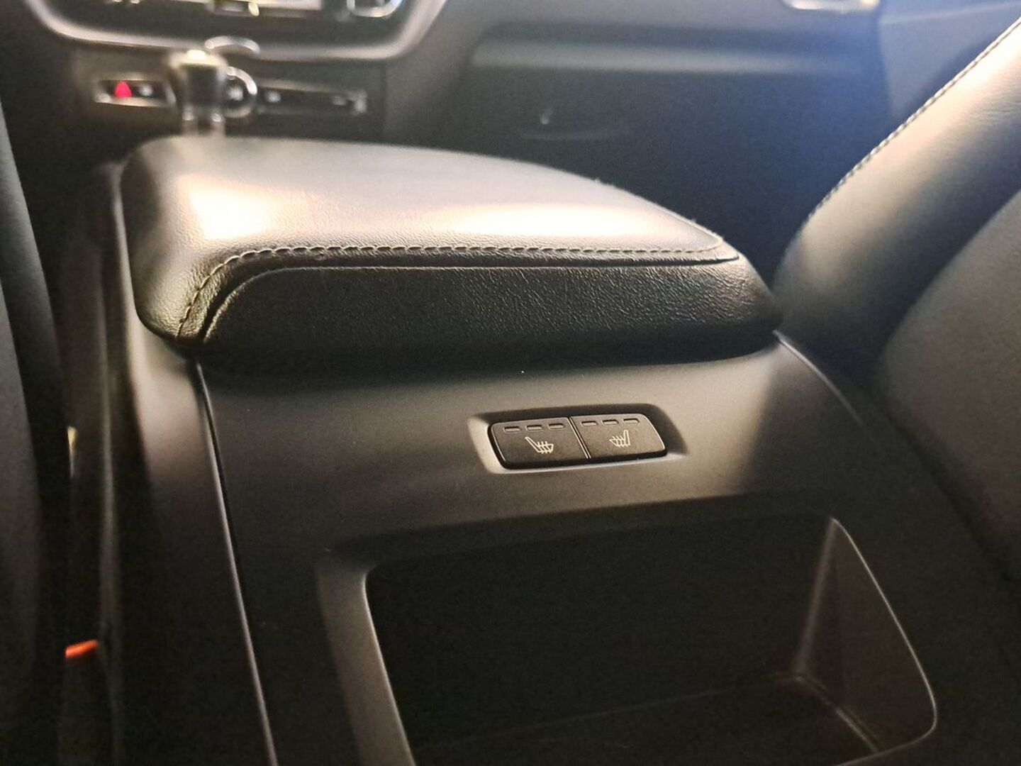 VOLVO XC60 21