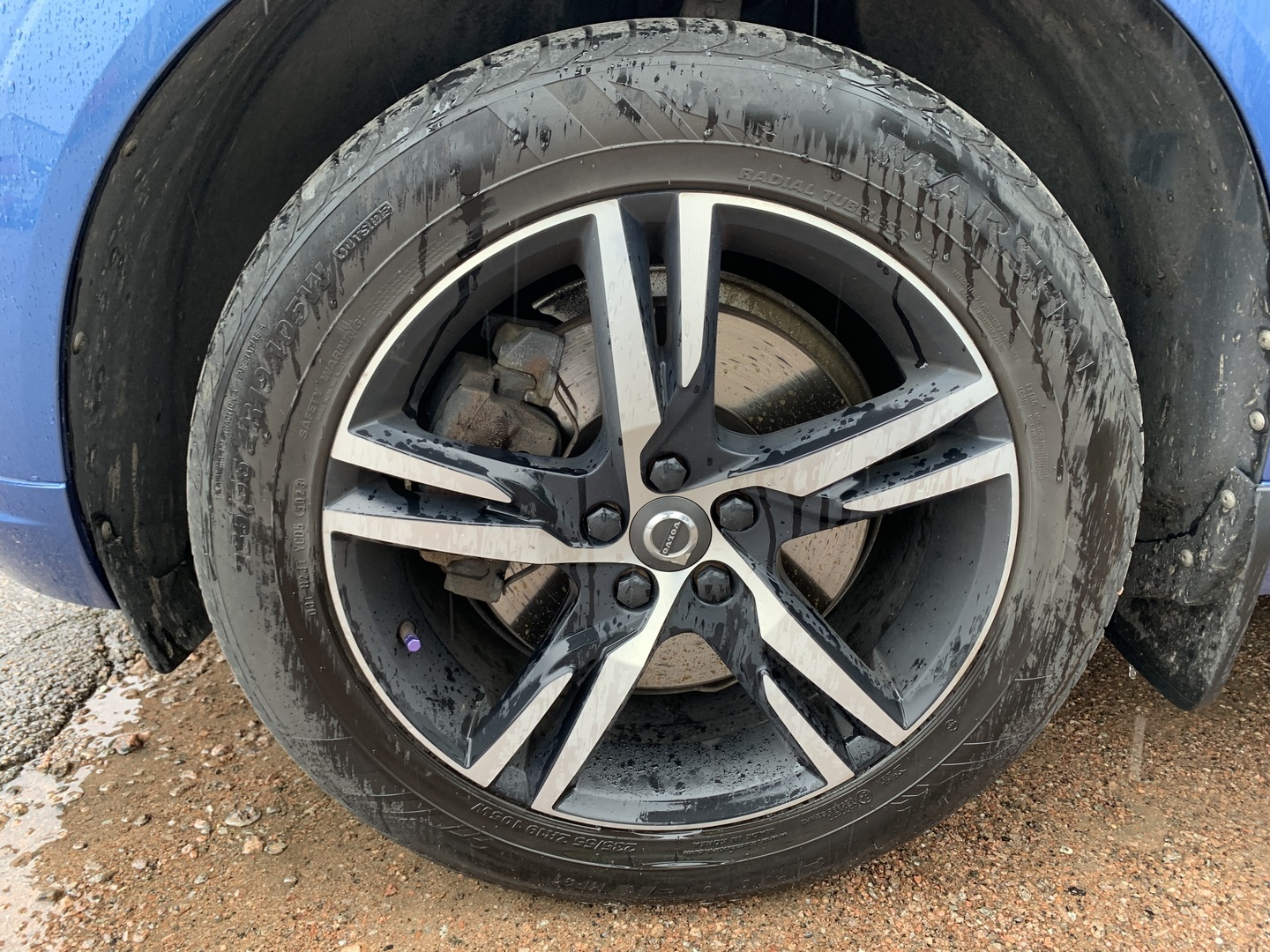 VOLVO XC60 2018