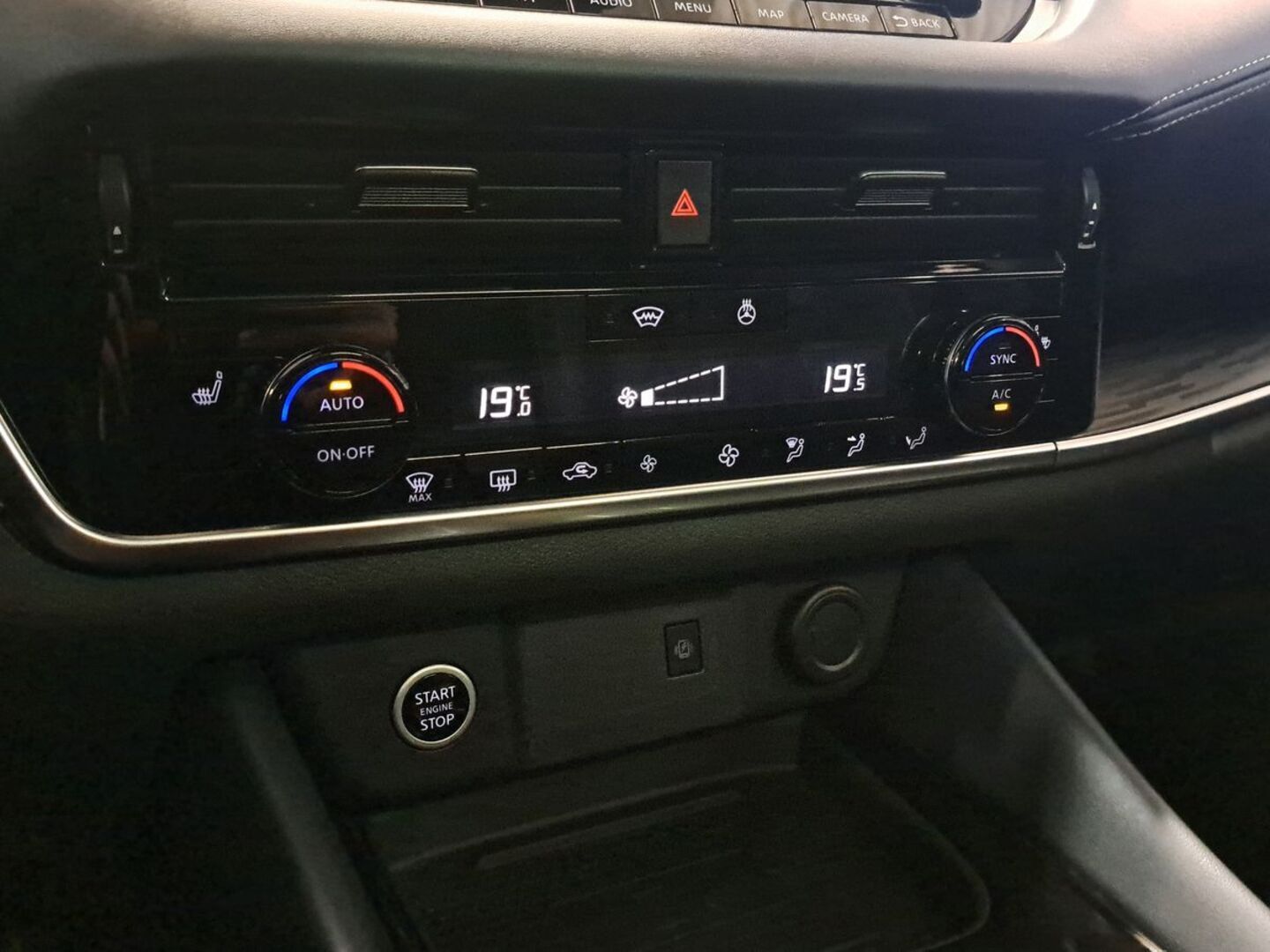 NISSAN Qashqai 27