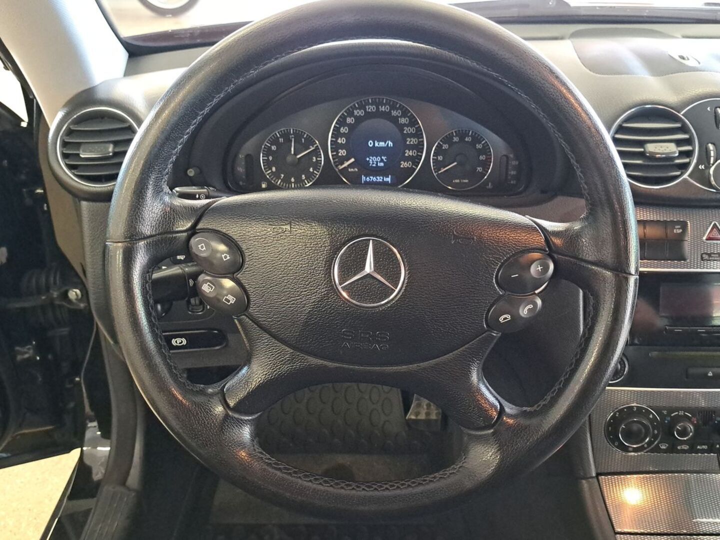 MERCEDES-BENZ CLK 2005