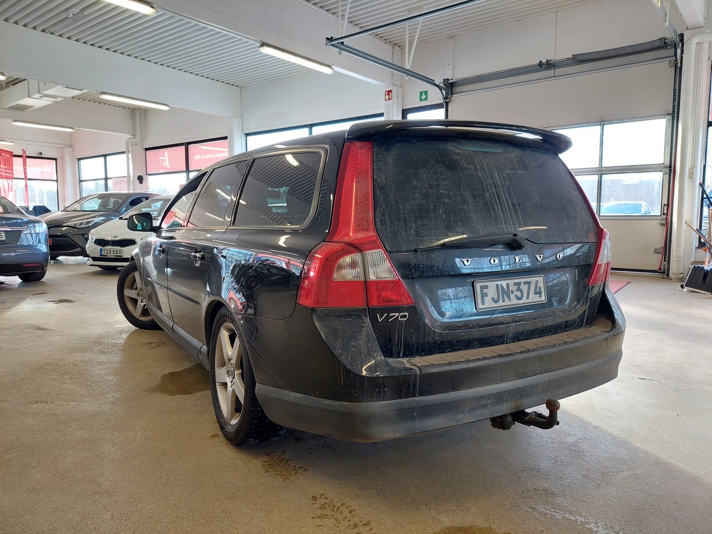 VOLVO V70 2010