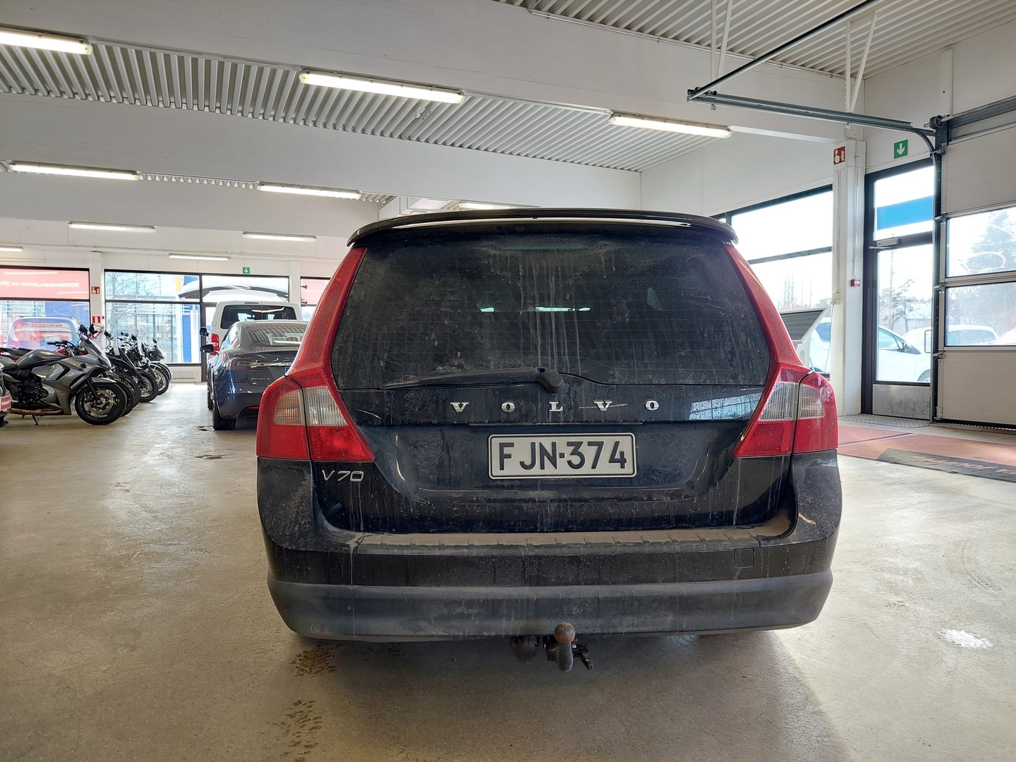 VOLVO V70 2010