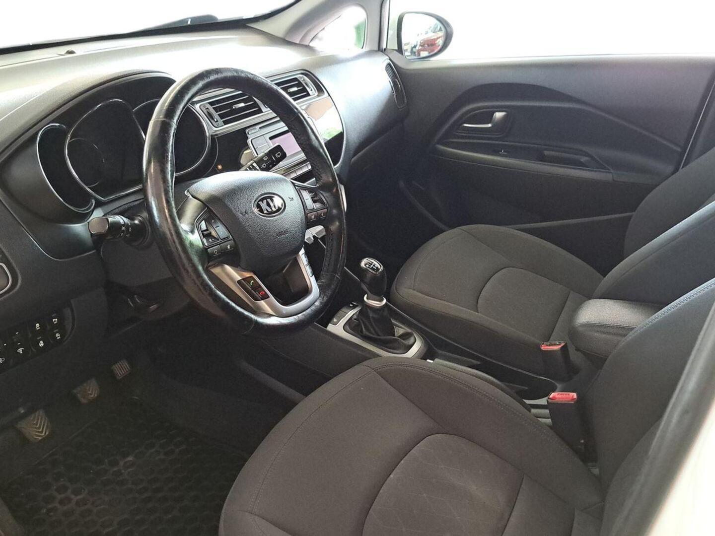 KIA Rio 2016