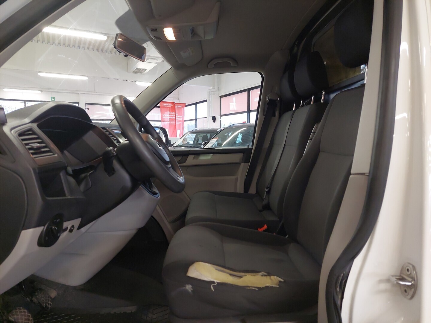 VOLKSWAGEN Transporter 2017