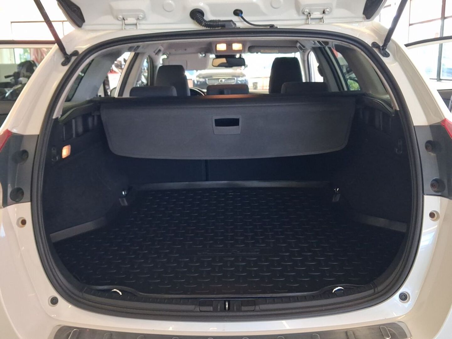 TOYOTA Auris 11