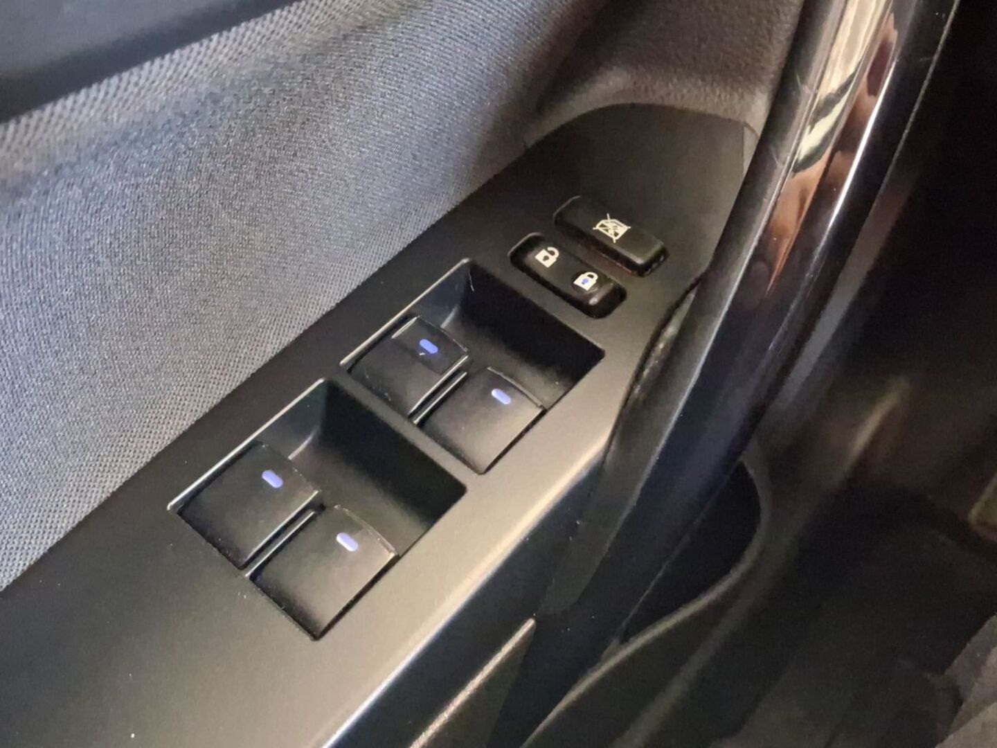 TOYOTA Auris 22