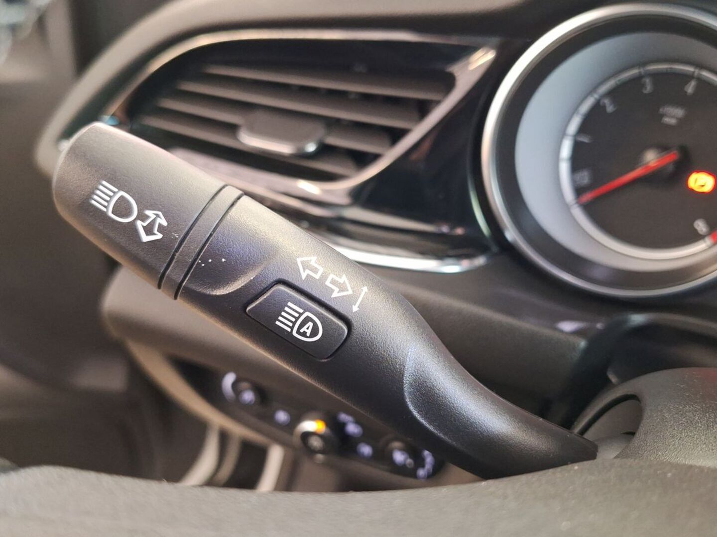 OPEL Insignia 2018