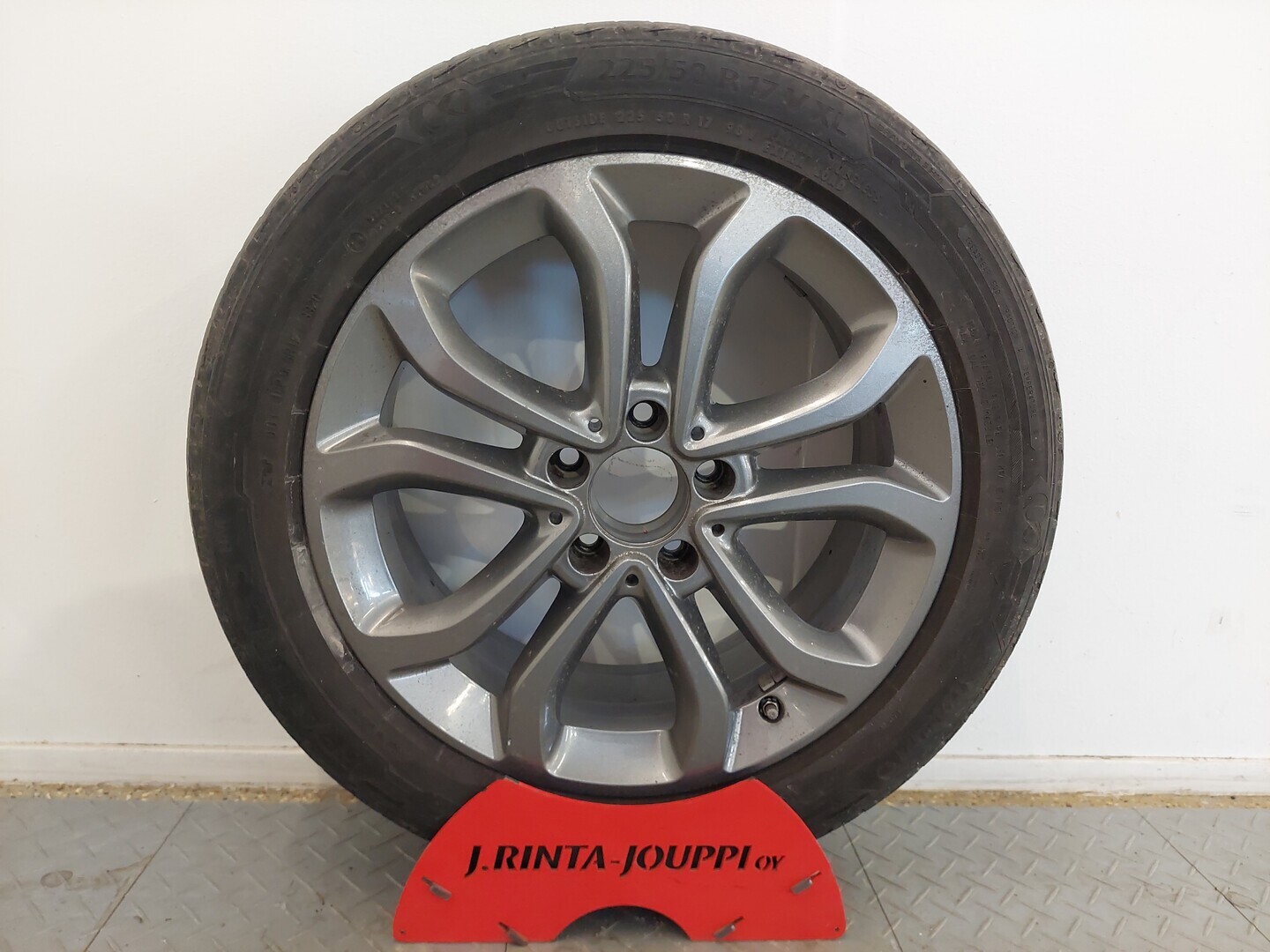 MERCEDES-BENZ C 2015