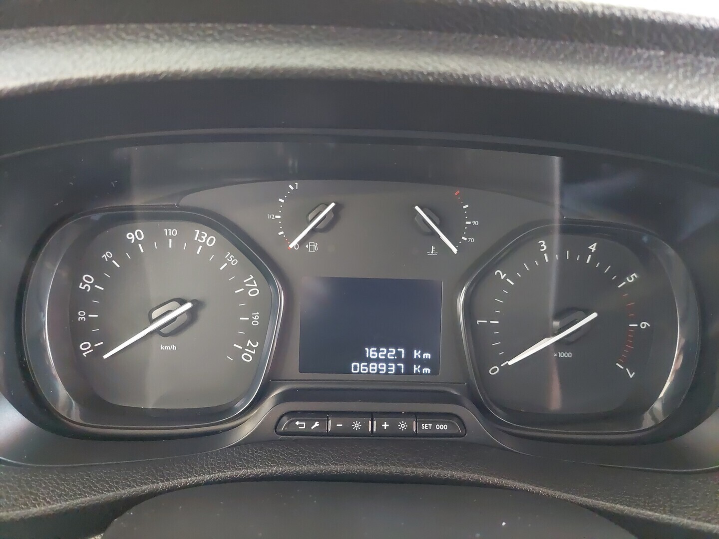 OPEL Vivaro 2021