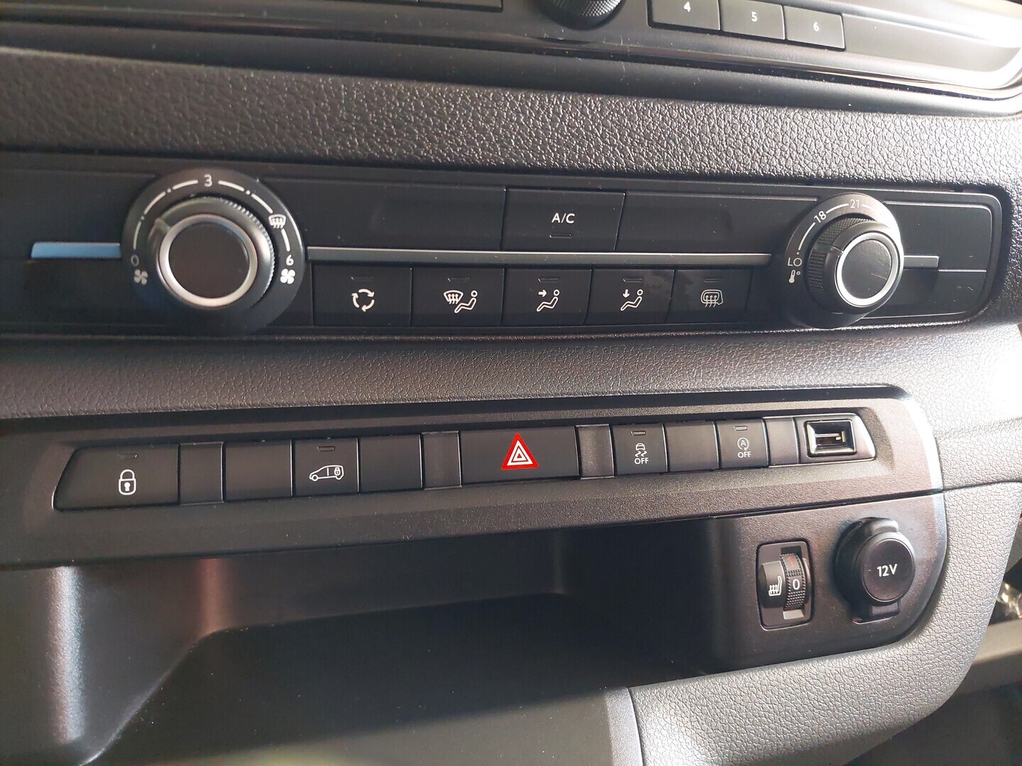 OPEL Vivaro 2021