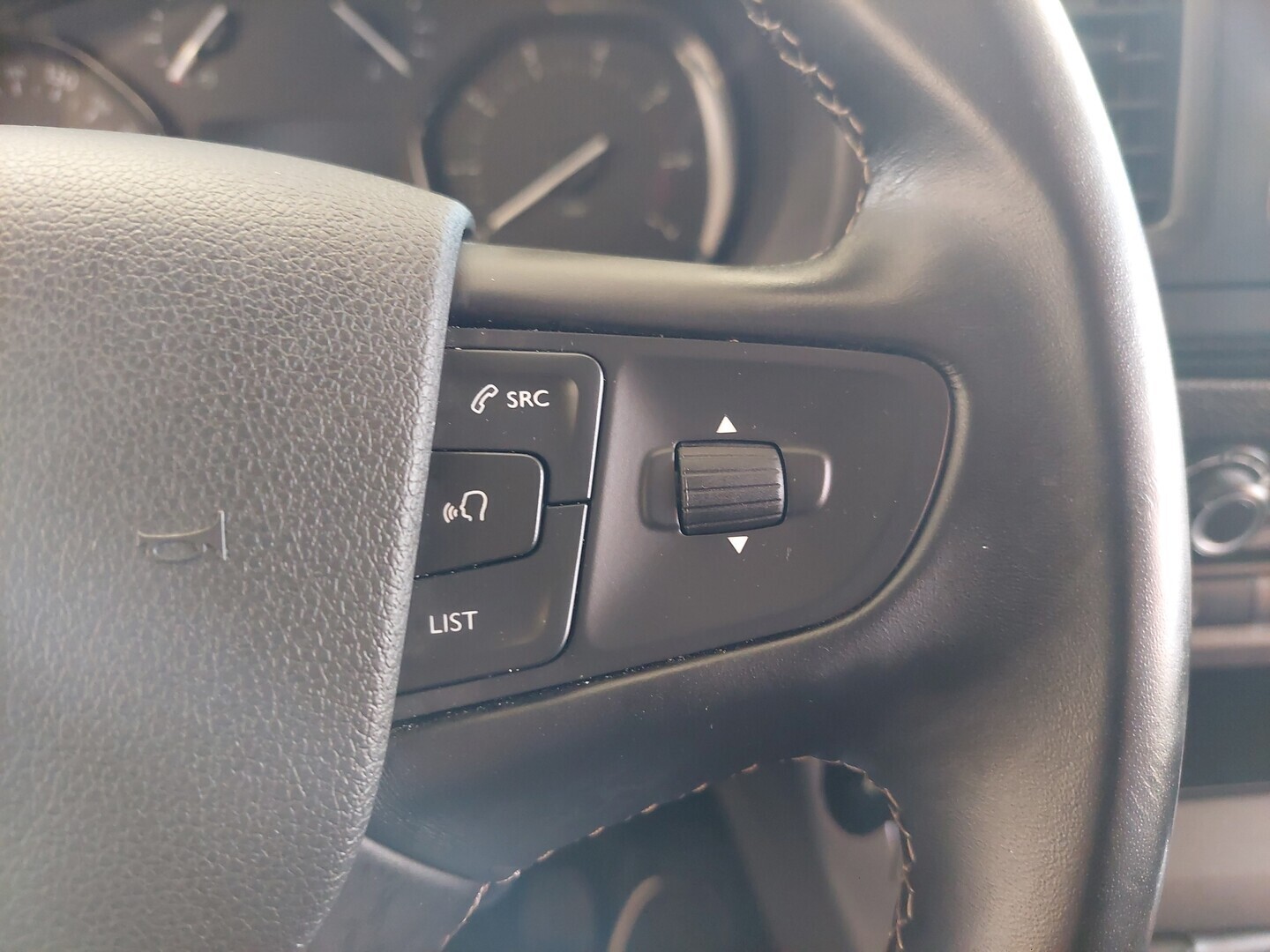 OPEL Vivaro 2021