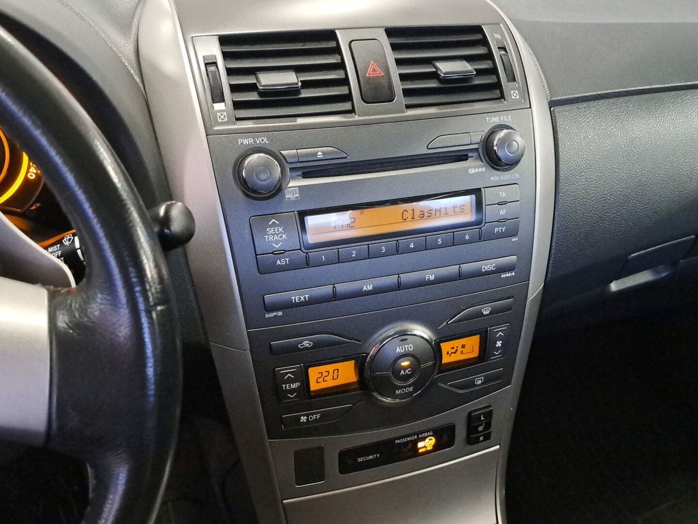 TOYOTA Corolla 26