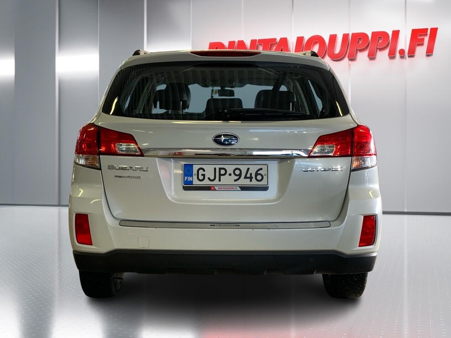 SUBARU Outback 2011