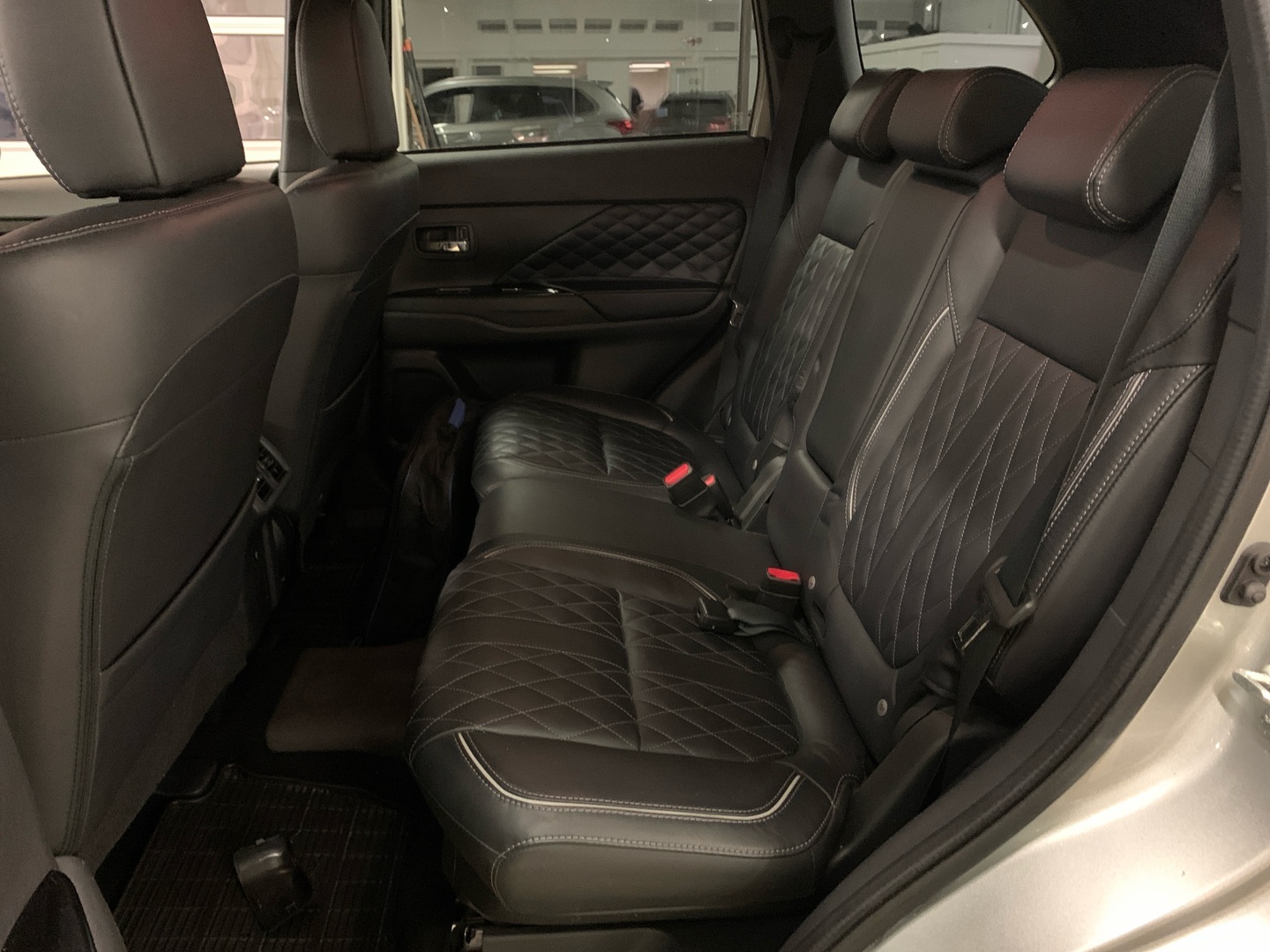 MITSUBISHI Outlander PHEV 2020