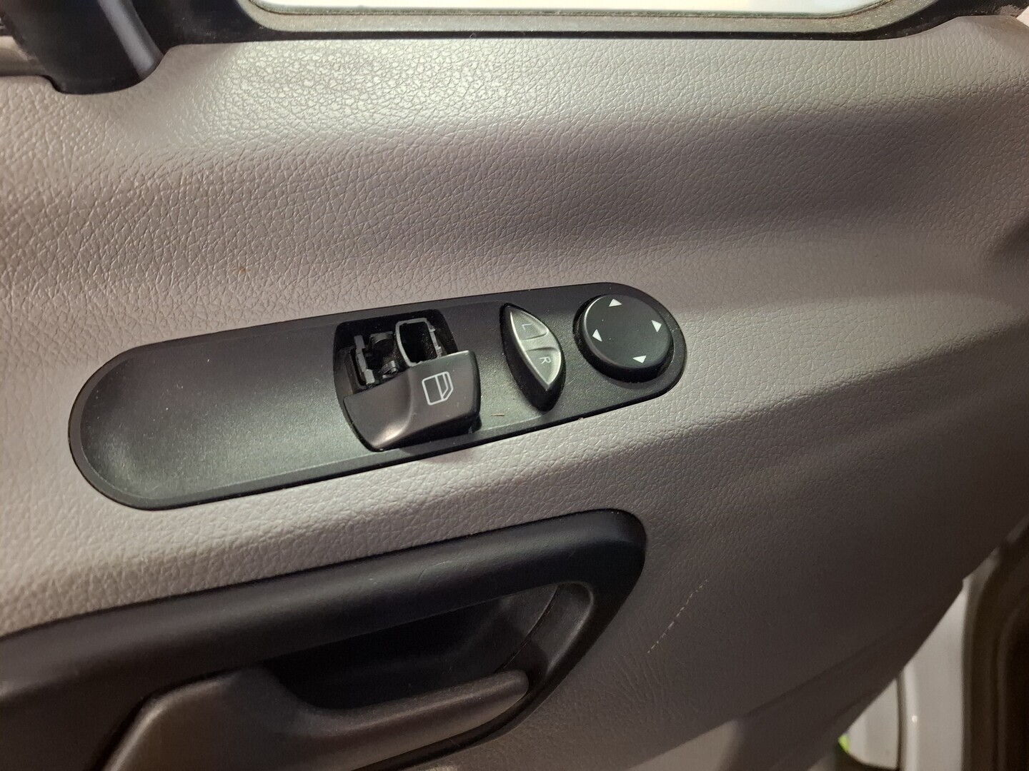 VOLKSWAGEN Crafter 2014