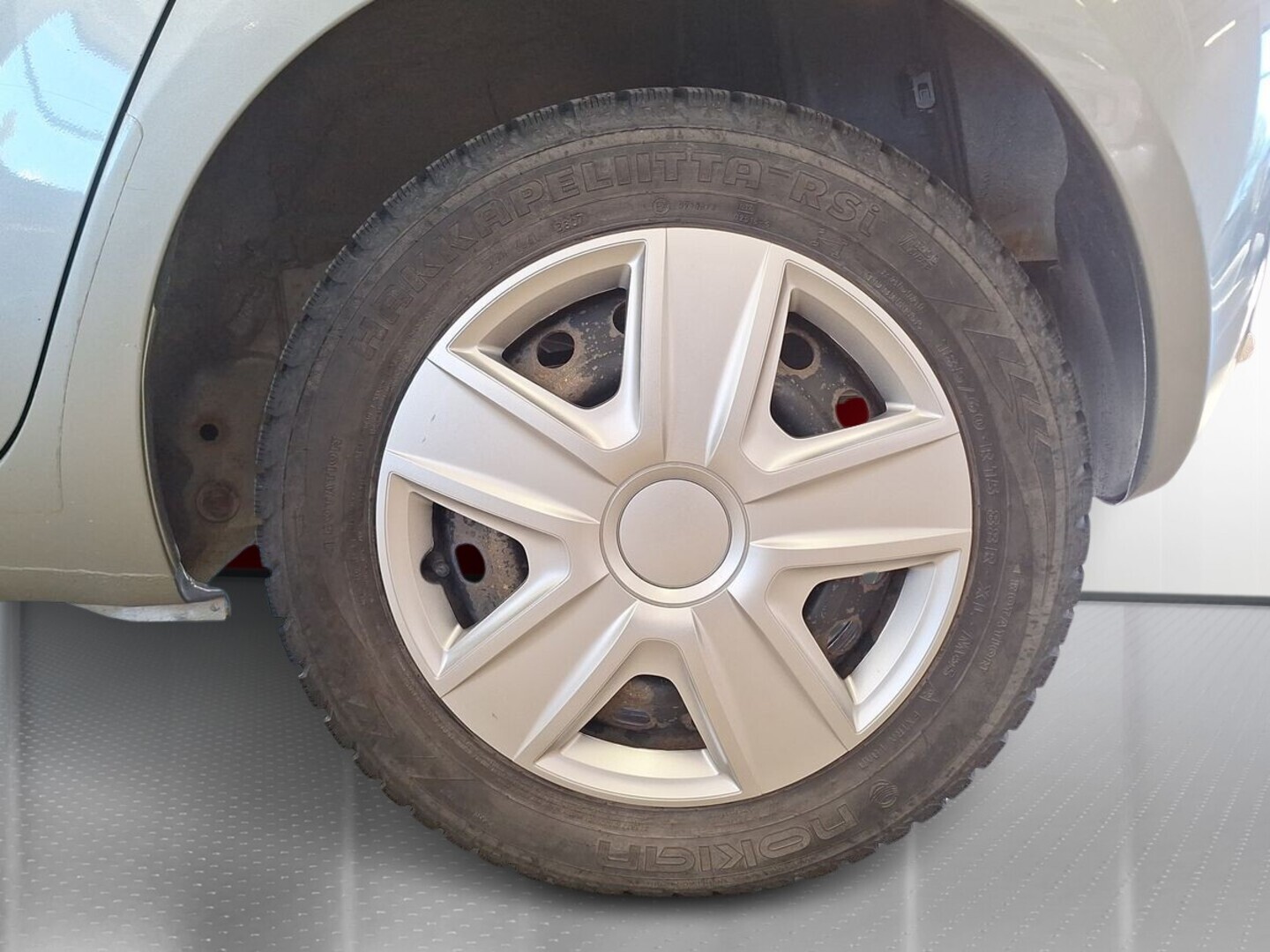 TOYOTA Yaris 13