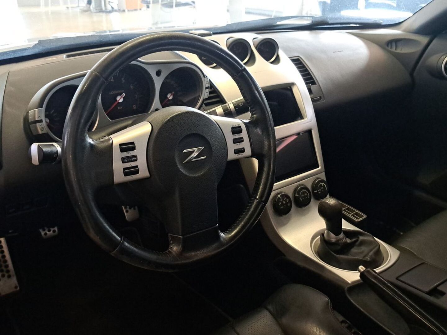 NISSAN 350Z 2004