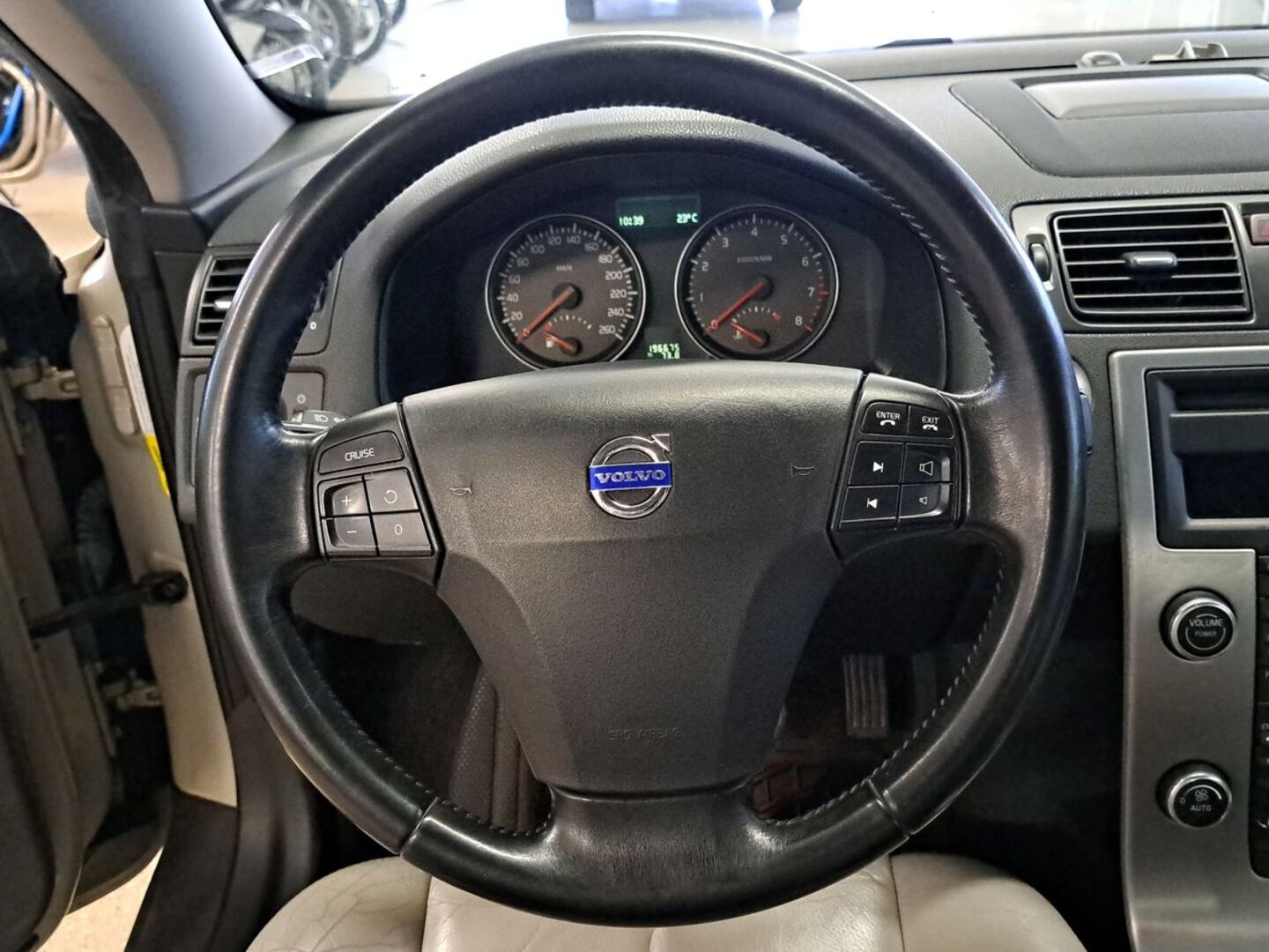 VOLVO C70 2006