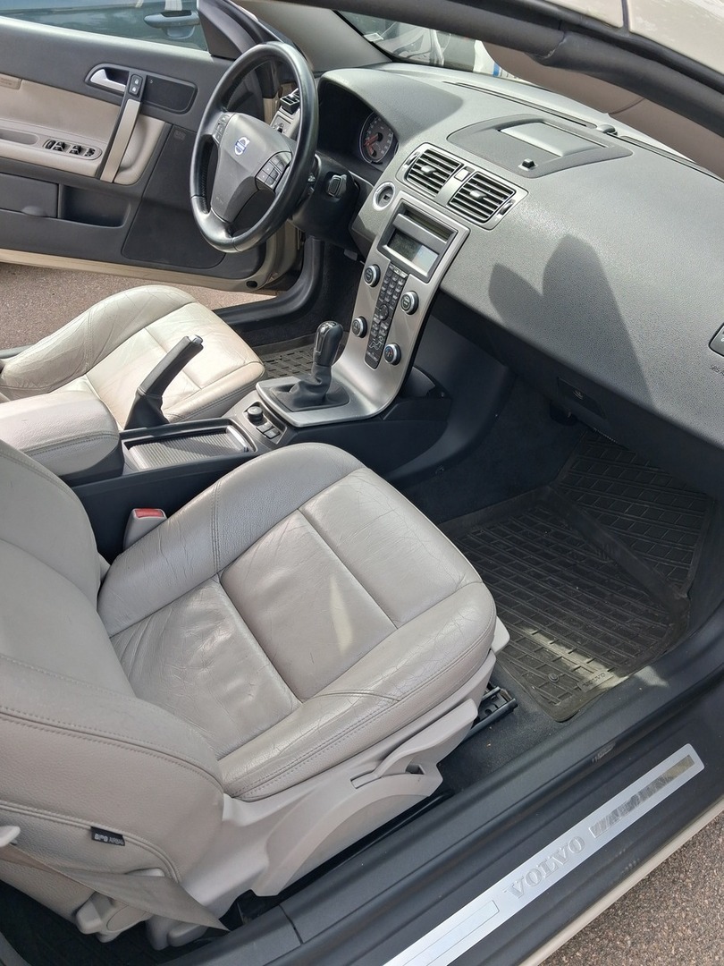 VOLVO C70 2006