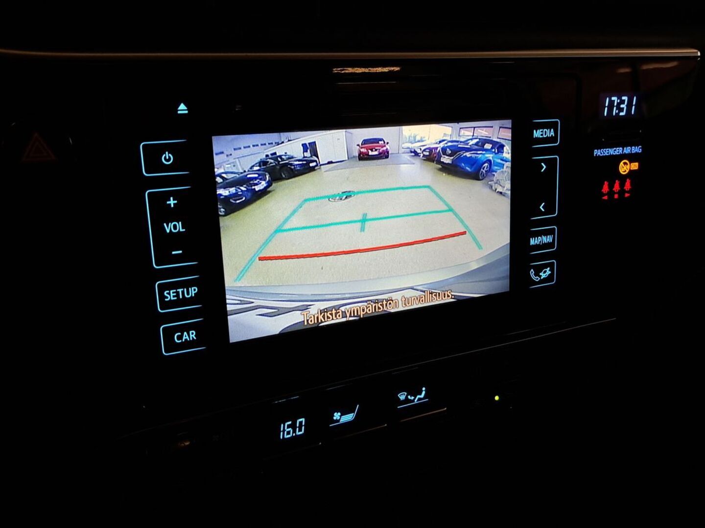 TOYOTA Auris 27