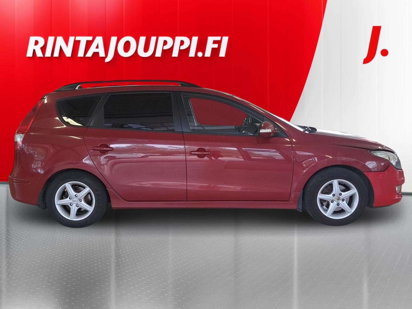 HYUNDAI i30 2010