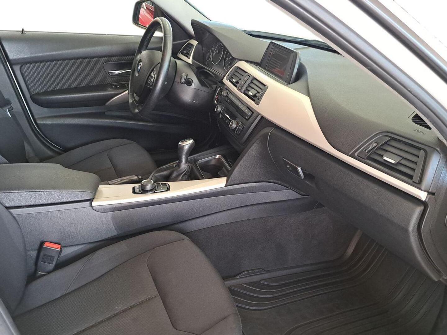 BMW 316 2014