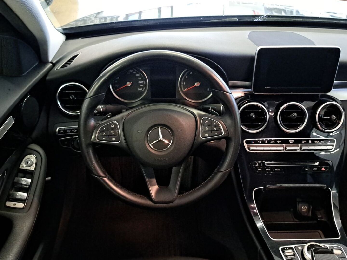 MERCEDES-BENZ C 17