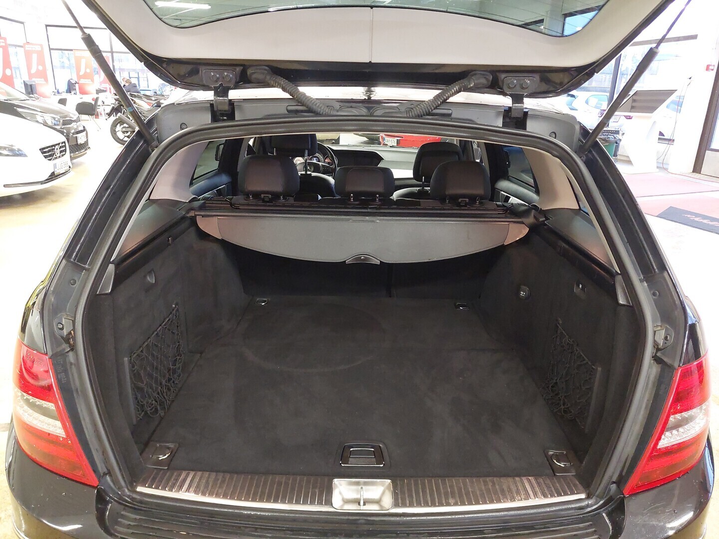 MERCEDES-BENZ C 2011