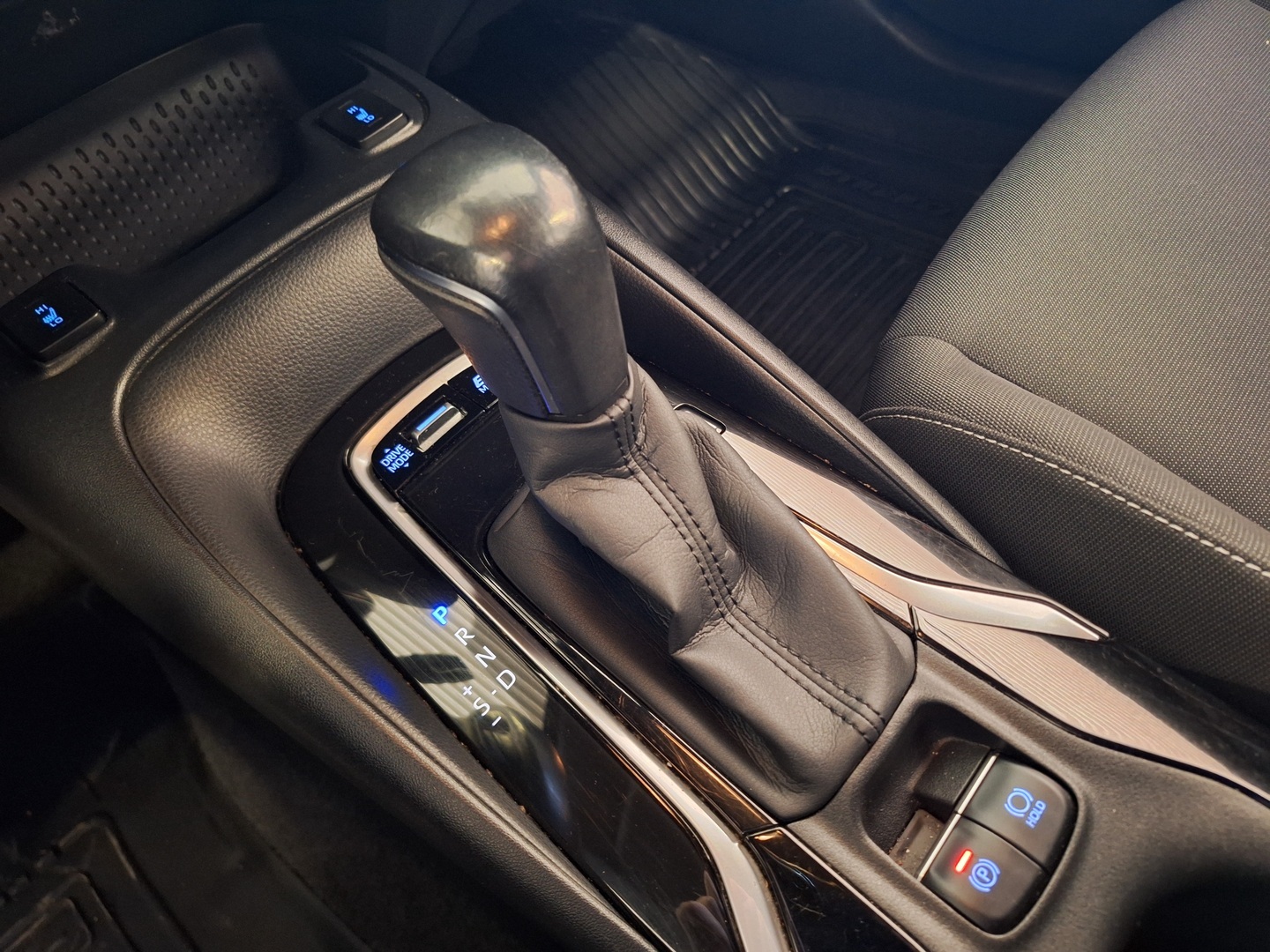 TOYOTA Corolla 2020