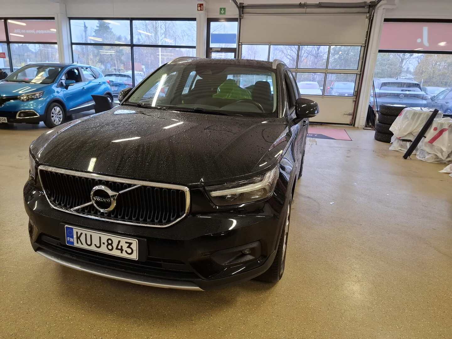VOLVO XC40 2021