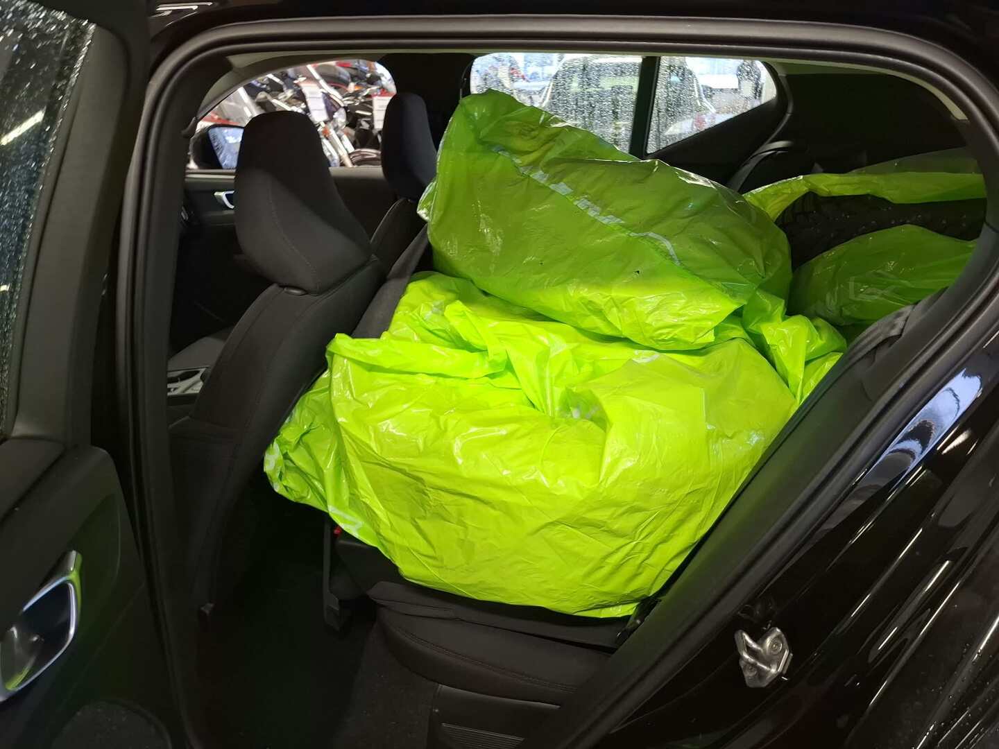 VOLVO XC40 2021