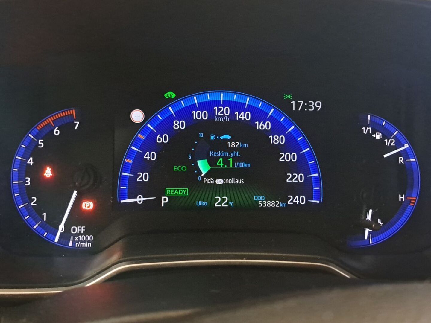 TOYOTA Corolla 2021