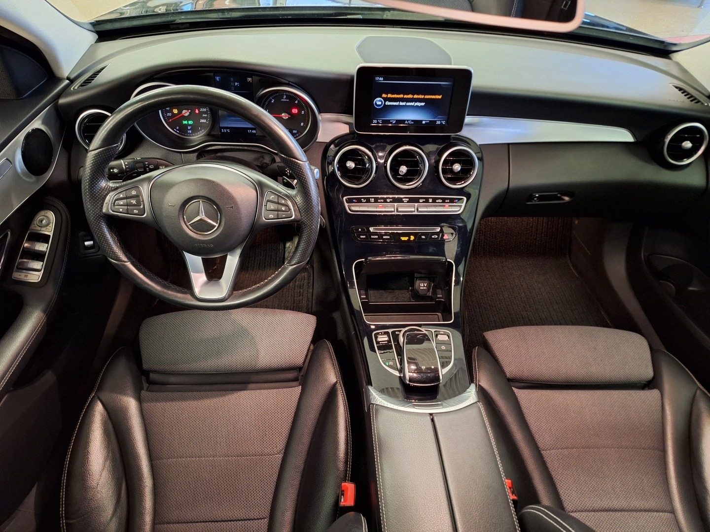 MERCEDES-BENZ C 2015