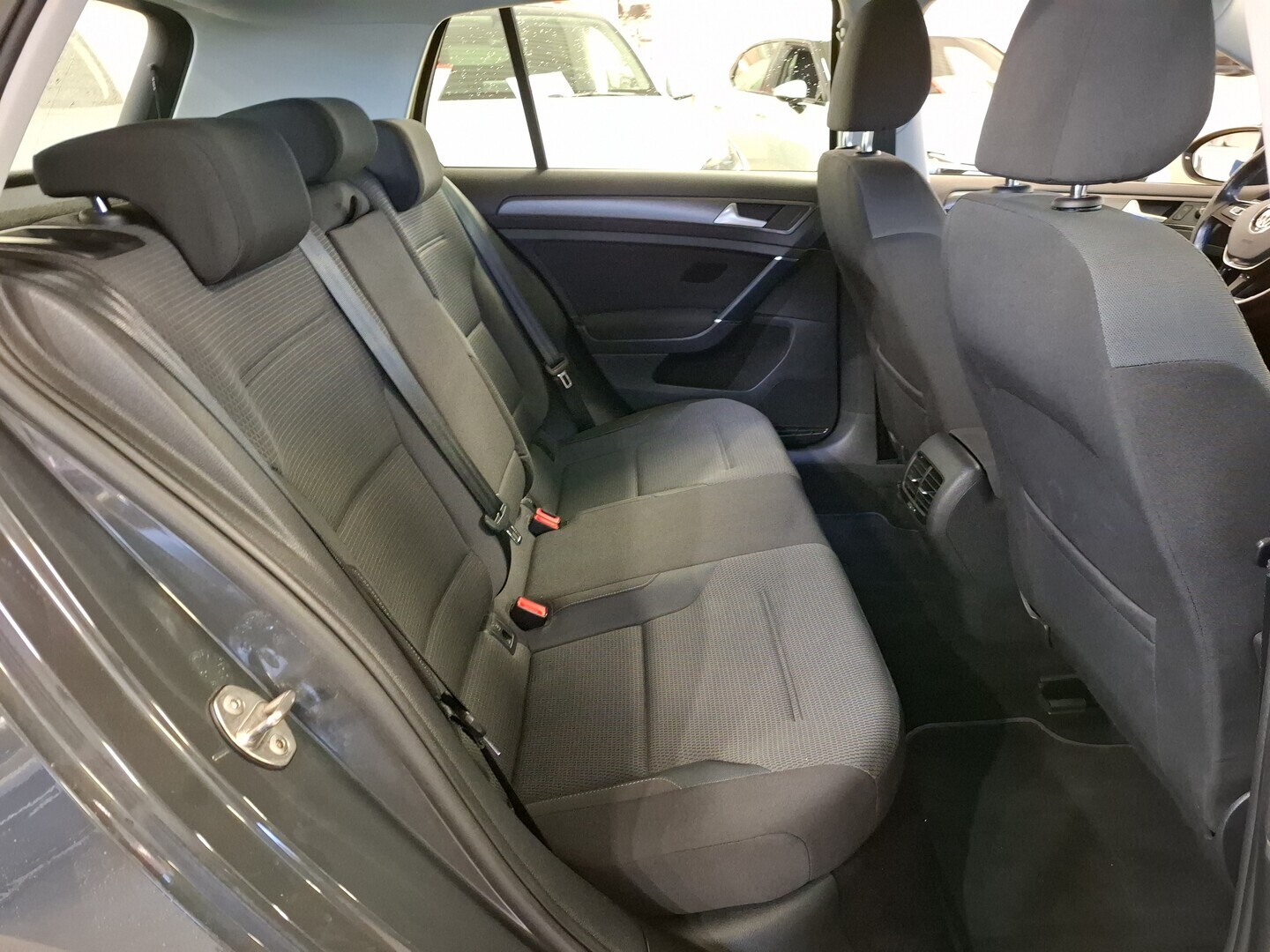 VOLKSWAGEN Golf 2019