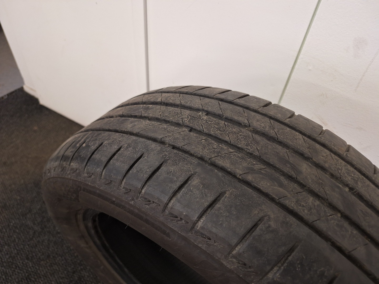 MERCEDES-BENZ EQA 2023