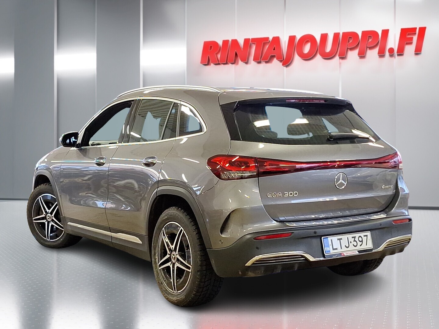 MERCEDES-BENZ EQA 2023