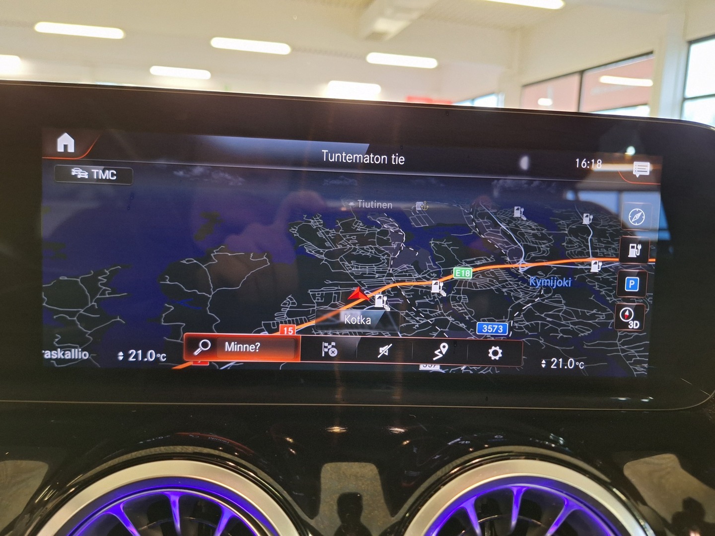 MERCEDES-BENZ EQA 2023