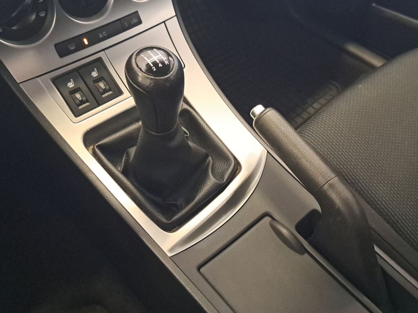 MAZDA Mazda3 2011