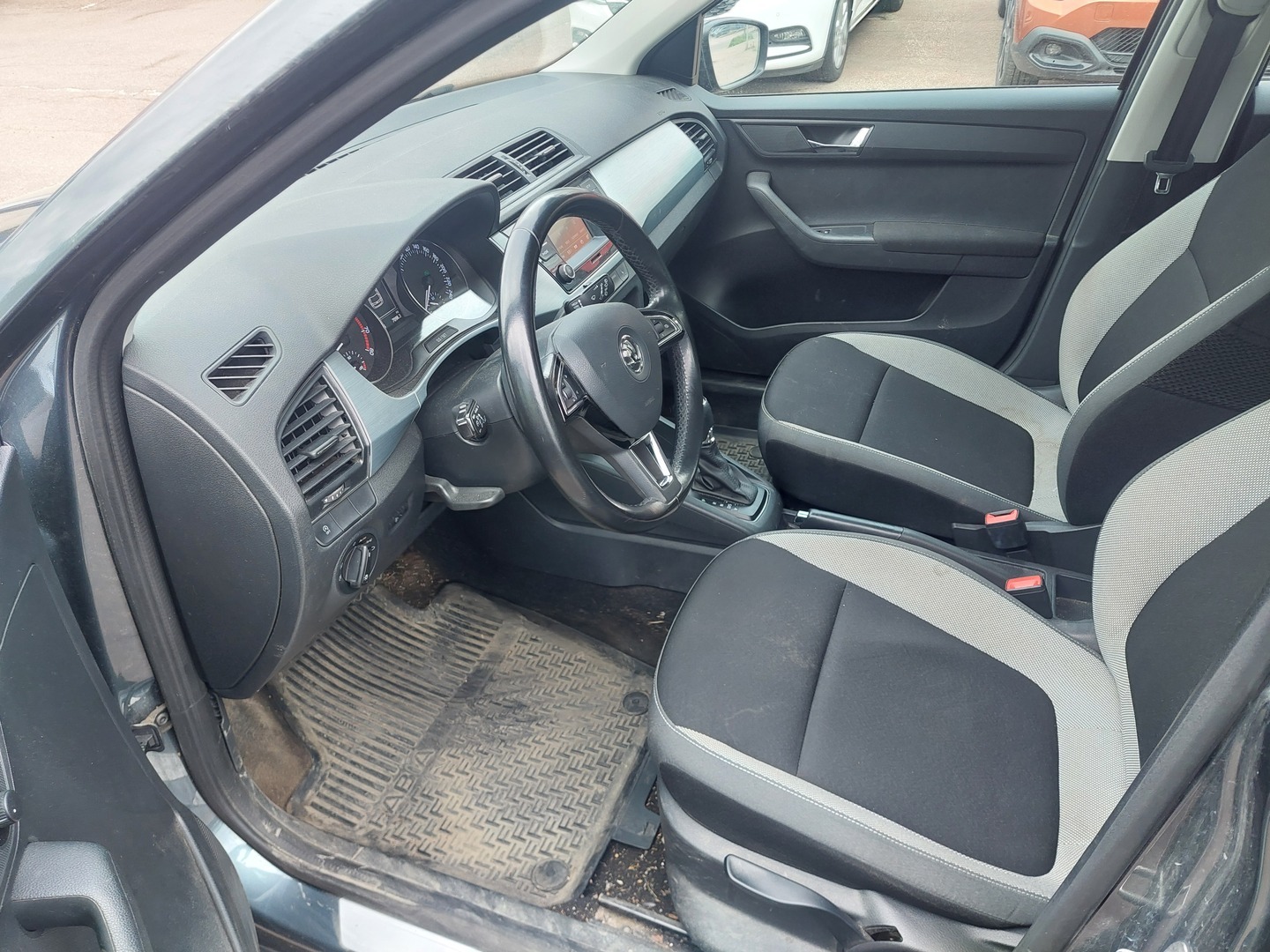 SKODA Fabia 2016