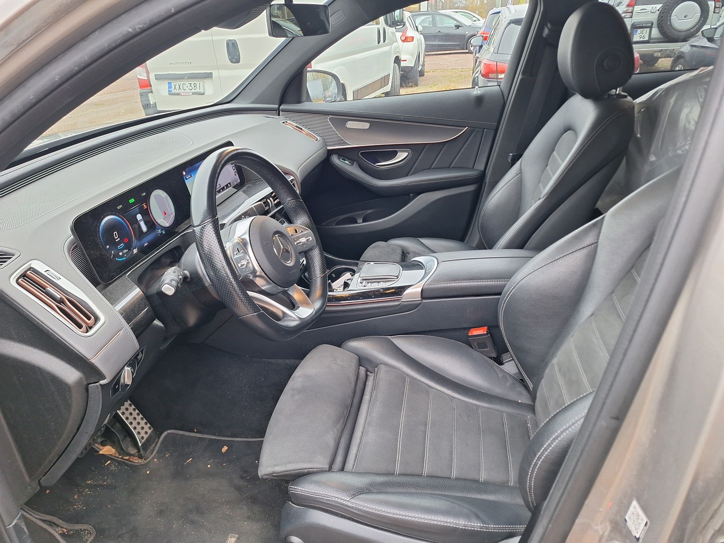 MERCEDES-BENZ EQC 2021