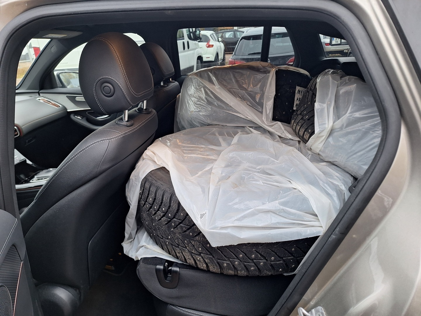 MERCEDES-BENZ EQC 2021