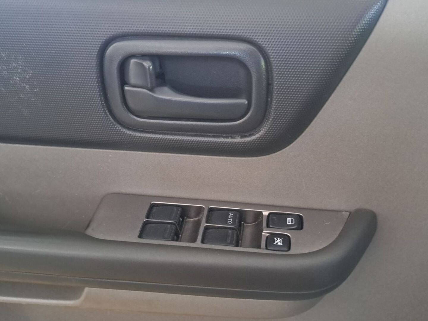 NISSAN X-TRAIL 2005