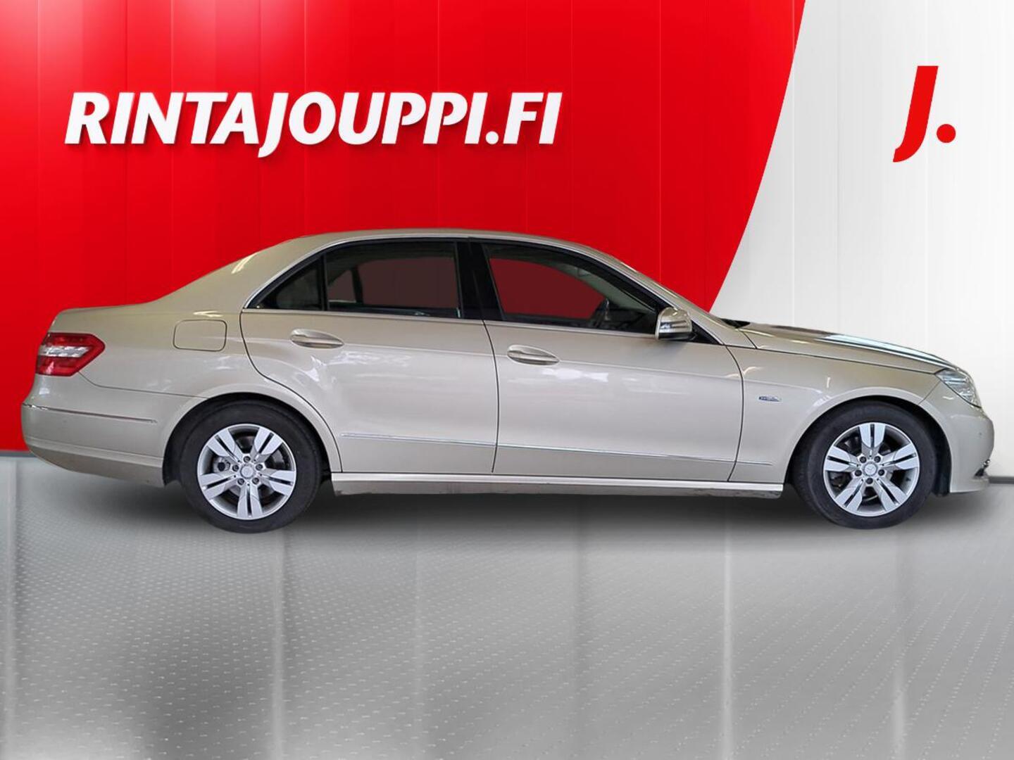 MERCEDES-BENZ E 2011