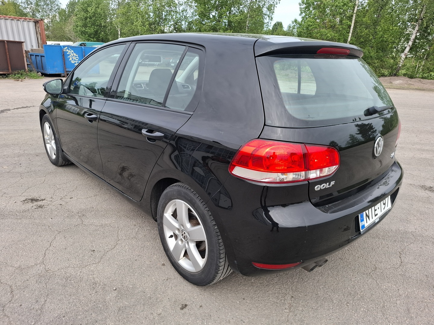 VOLKSWAGEN Golf 2010