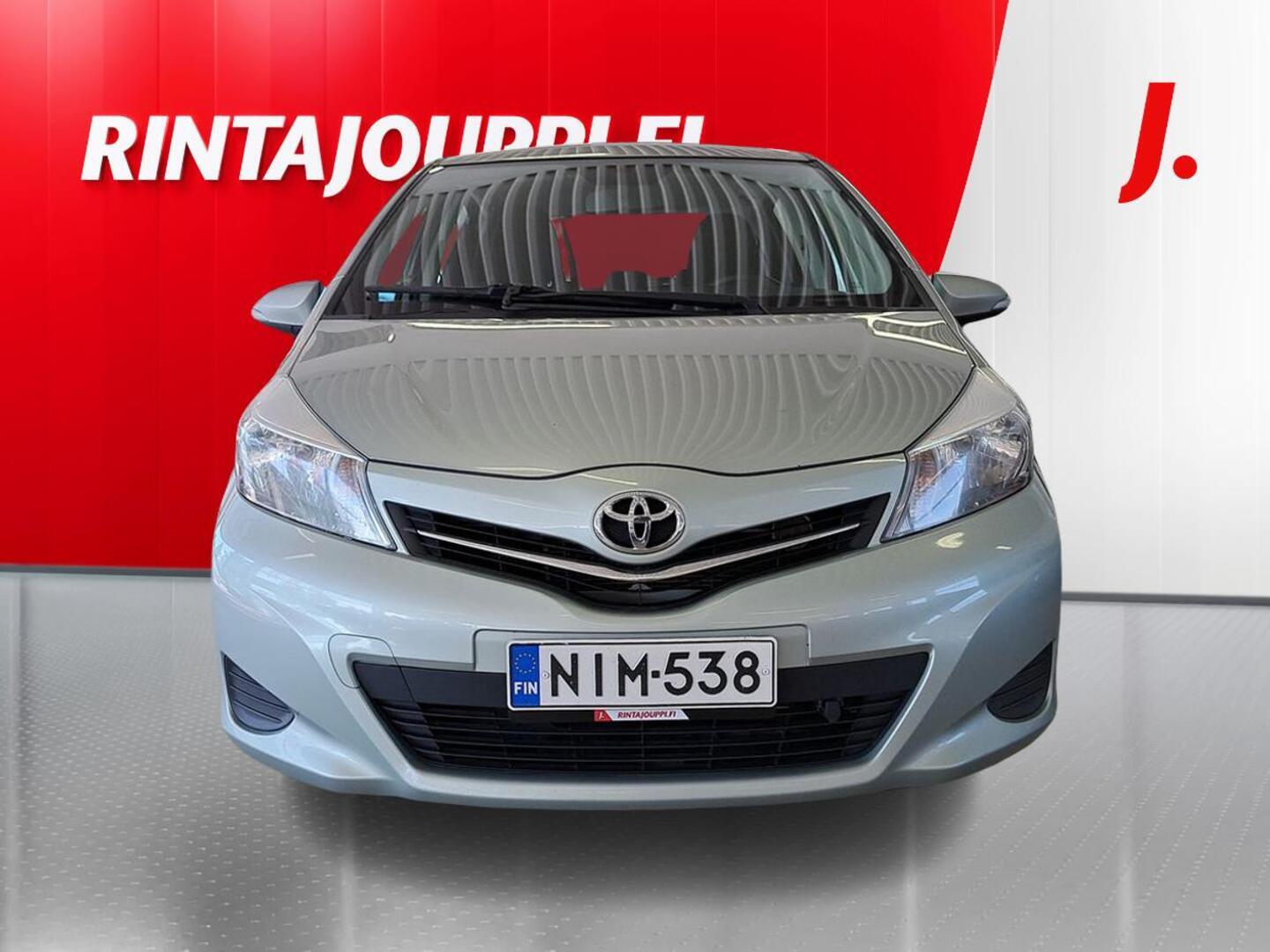 TOYOTA Yaris 2011