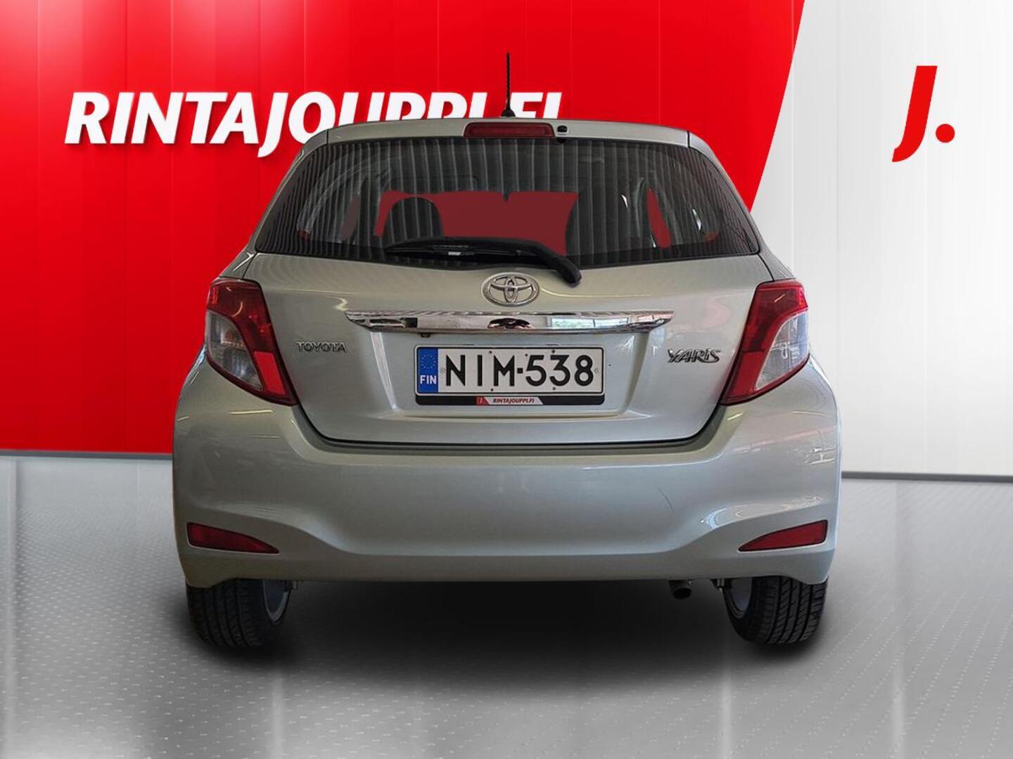 TOYOTA Yaris 2011